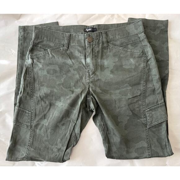 Unionbay Green Camo Jeans Size 6 with Pockets NWT - Picture 1 of 6